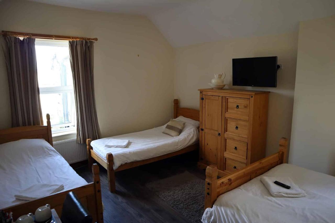 The Hare & Hounds Inn Foulridge Exteriör bild