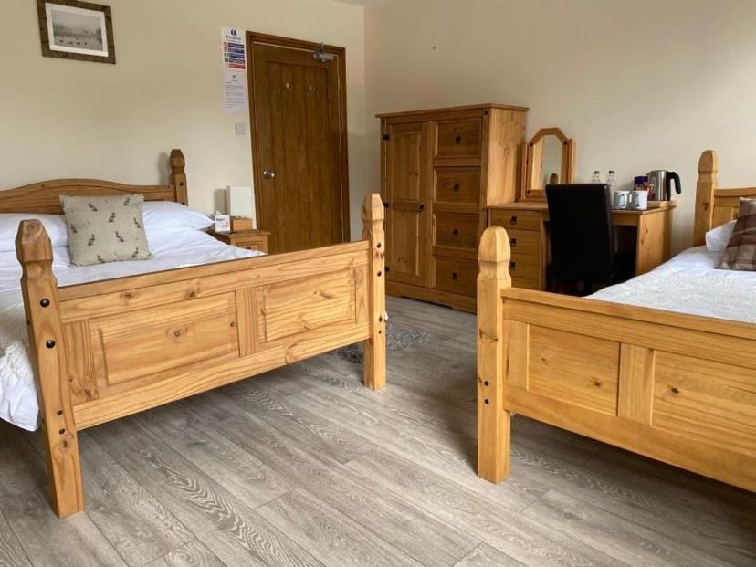 The Hare & Hounds Inn Foulridge Exteriör bild